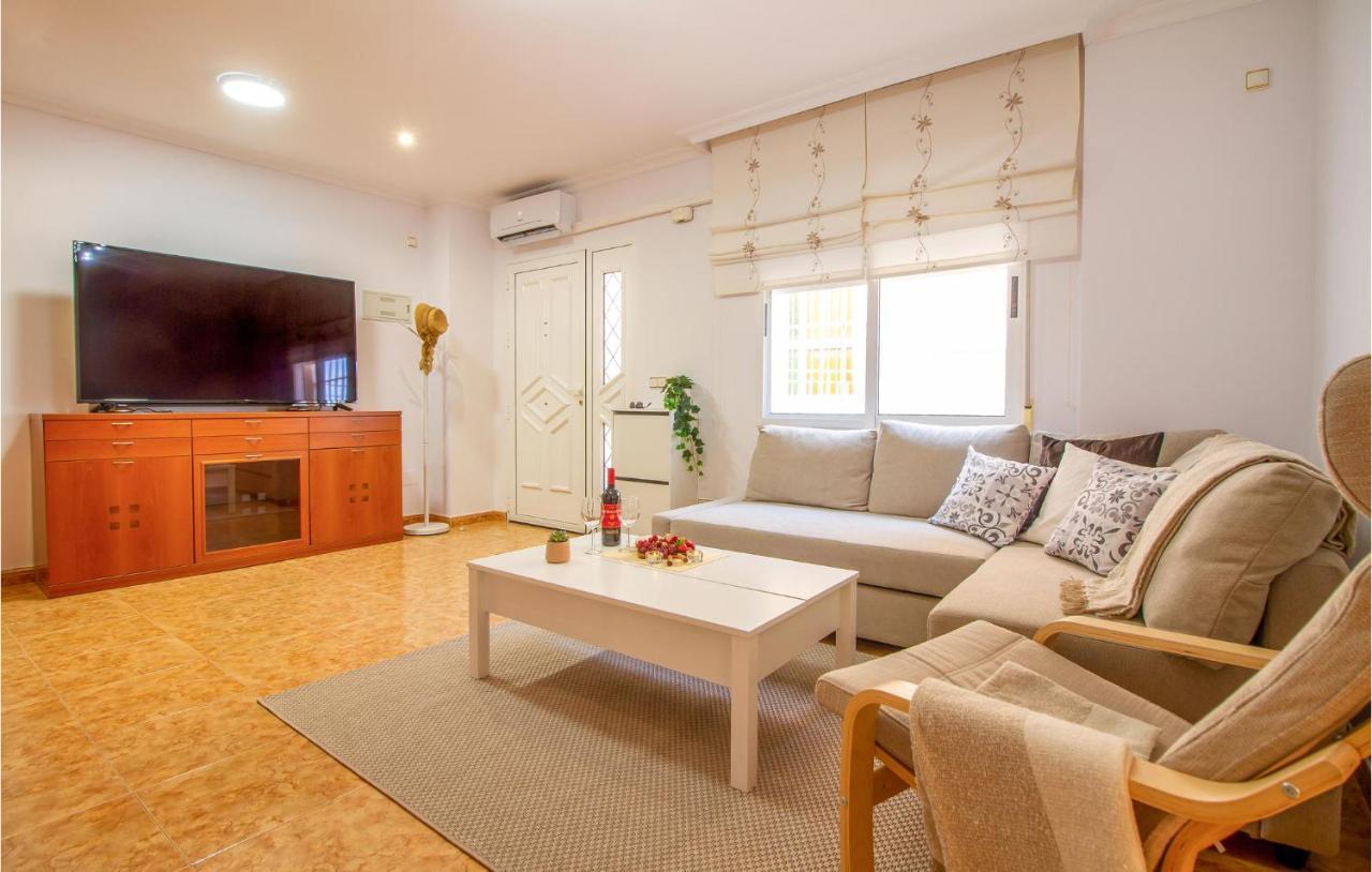 Cozy Apartment In Aguilas With Kitchen Exterior photo